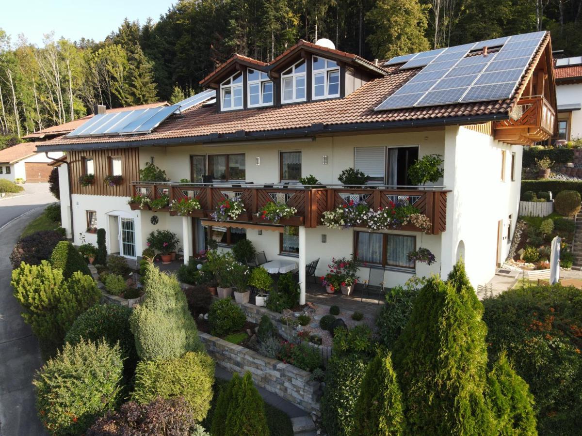 Ferienwohnungen Grill Schonberg  Bagian luar foto