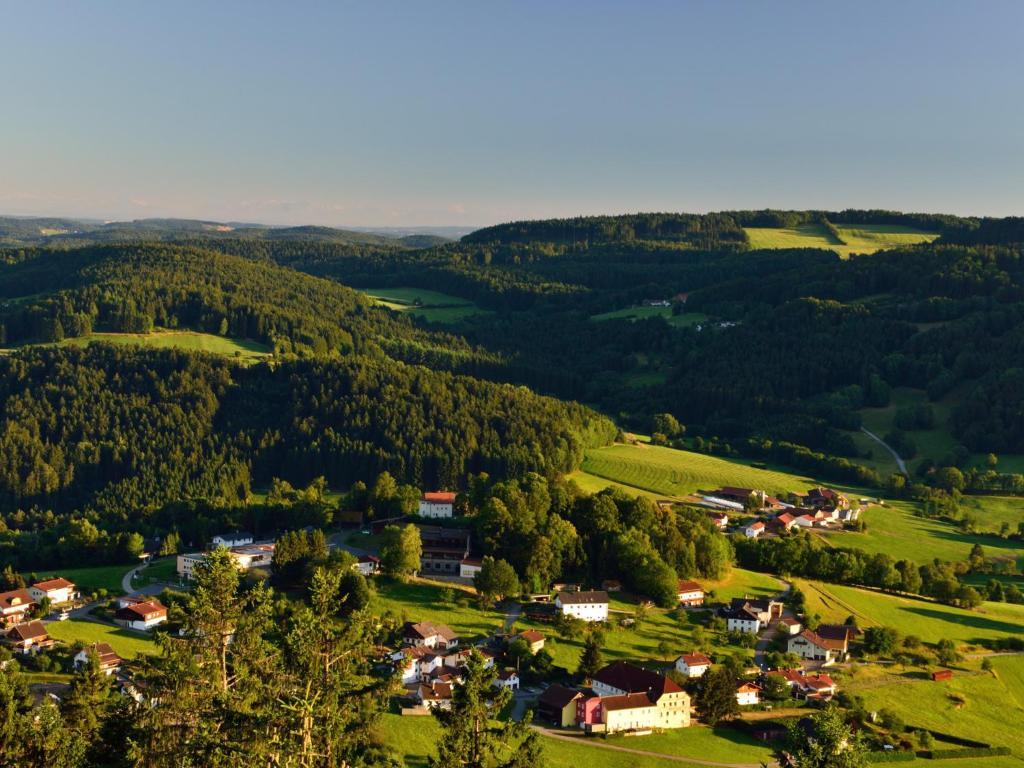 Ferienwohnungen Grill Schonberg  Ruang foto