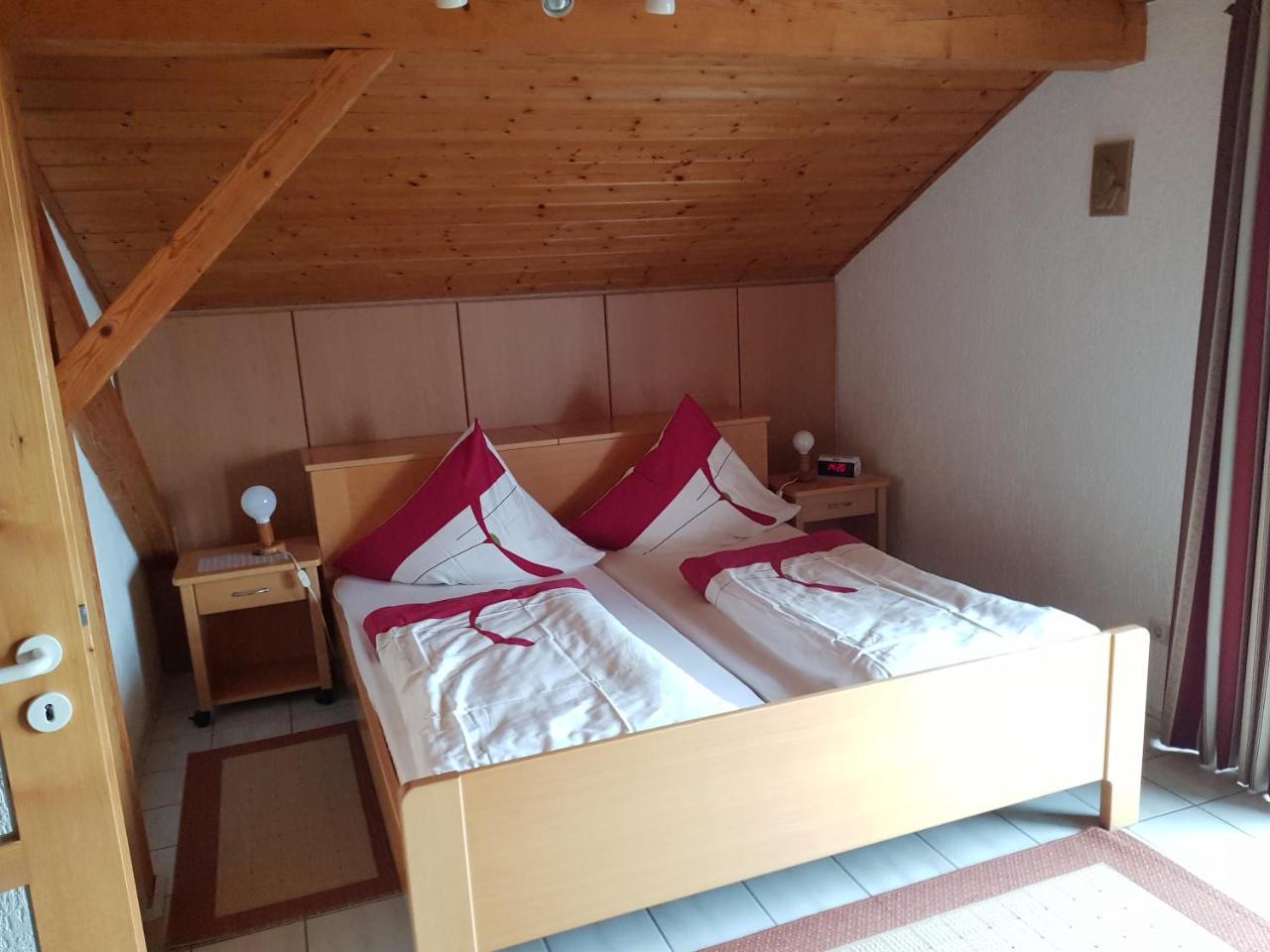 Ferienwohnungen Grill Schonberg  Bagian luar foto
